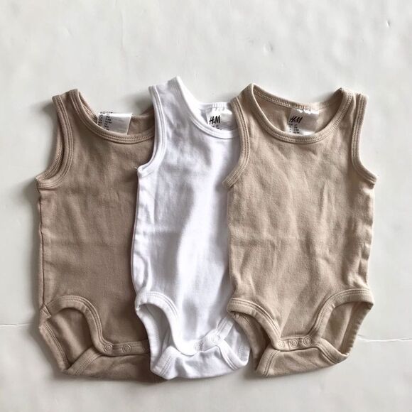H&M tan/white 3pc tank diaper shirts EUC 2-4 months - Picture 1 of 9